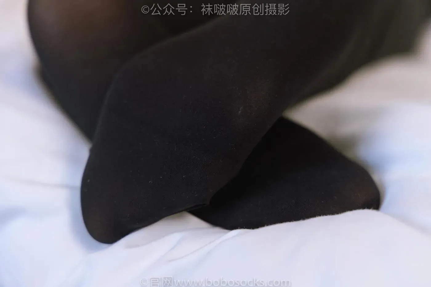 [BoBoSocks袜啵啵]NO.150 小甜豆-高跟鞋、厚黑丝 [140P]插图